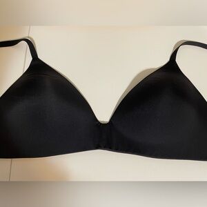 SKIMS Wireless Form T-Shirt Demi Bra